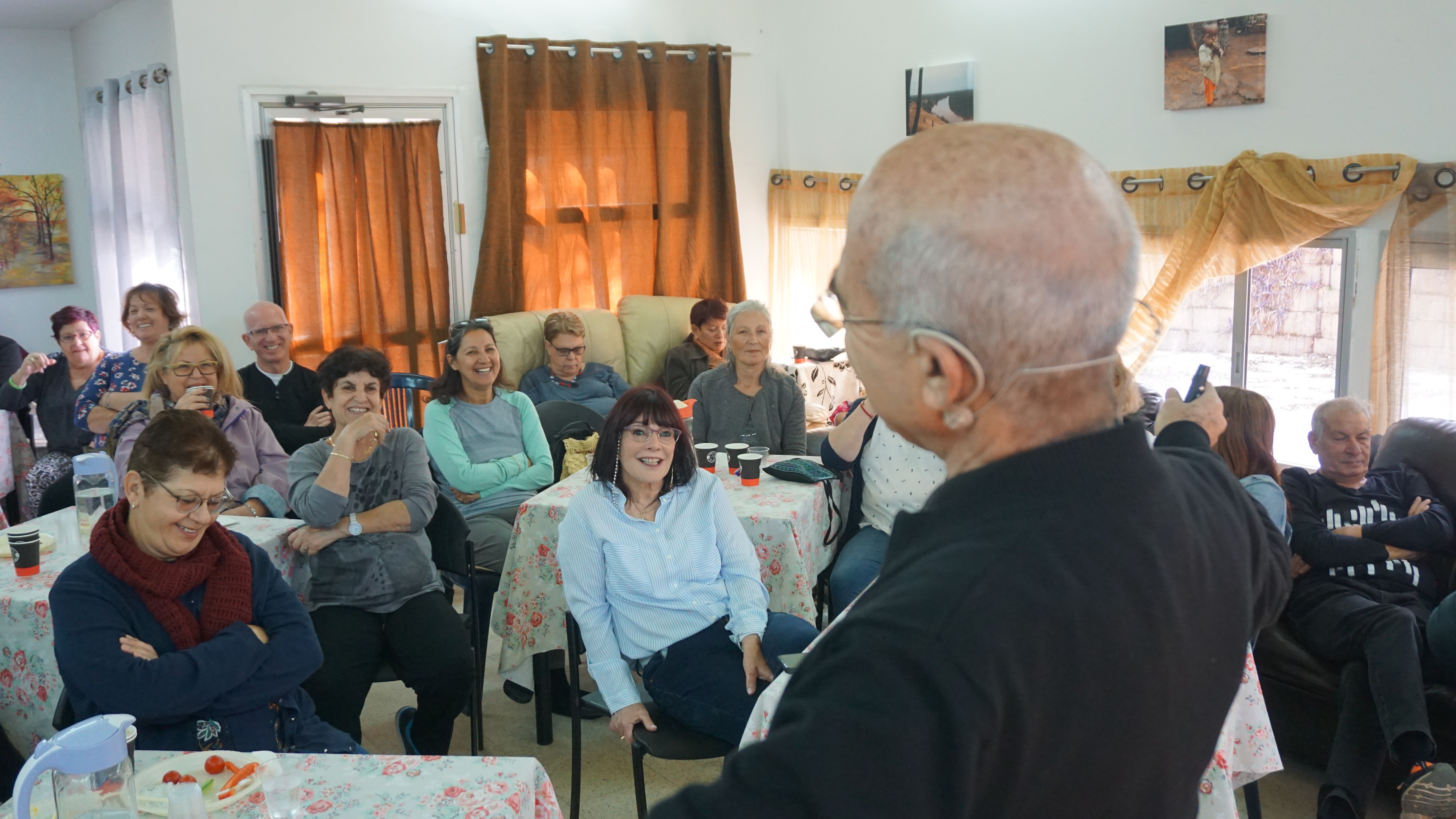 הרצאה על חשיבות התפתחות ההומור והצחוק מגיל הינקות